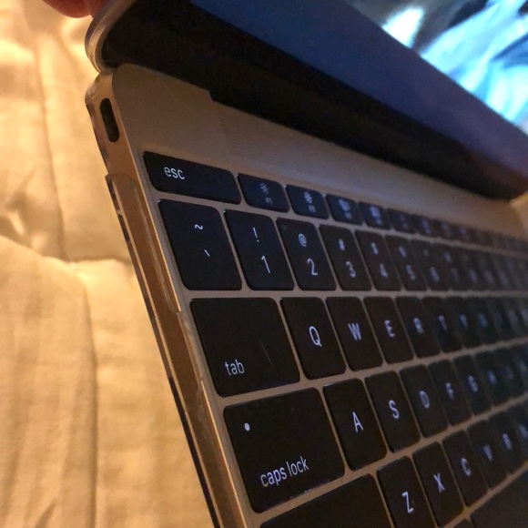 MacBook rose gold - Picture 4 of 5